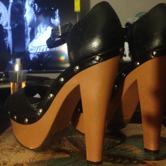 Cute brown heels - Picture 4 of 4