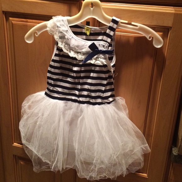 New with tags size  2t adorable dress