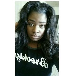 Meet your Posher, Cierra