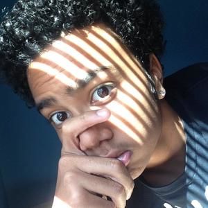 Meet your Posher, Tariq