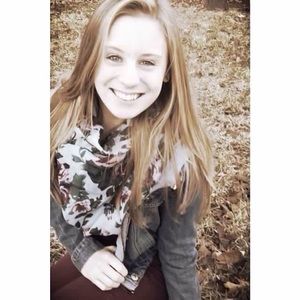 Meet your Posher, Mikah