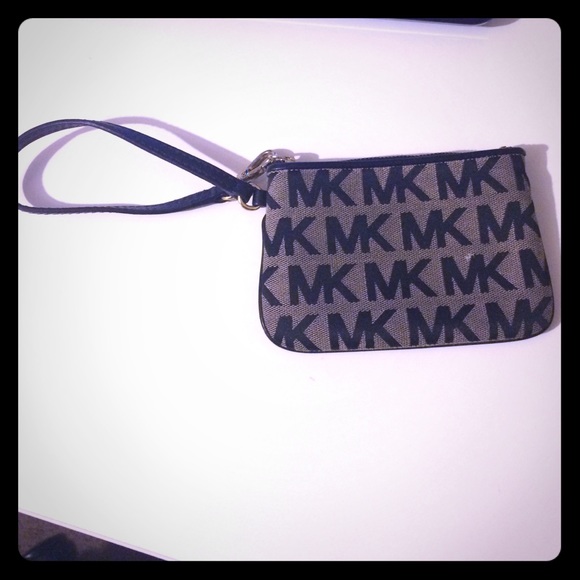 MICHAEL KORS WRISTLET❤️
