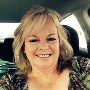 Meet your Posher, Connie