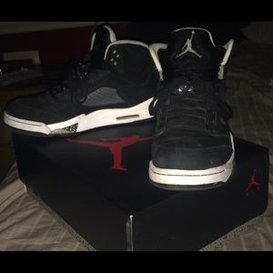 AIR JORDAN RETRO 5 "Oreo"