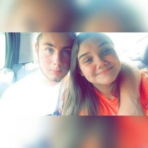 Meet your Posher, Halie