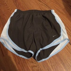 Same pair still available, buyer backed out...