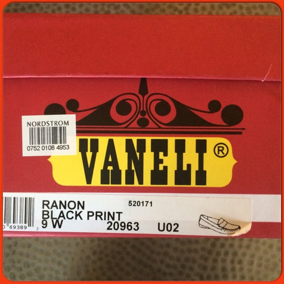 Vaneli - Picture 4 of 4