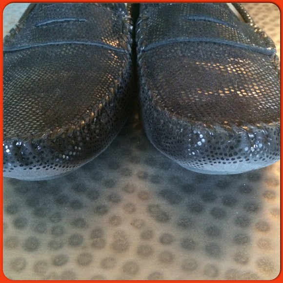 Vaneli - Picture 3 of 4