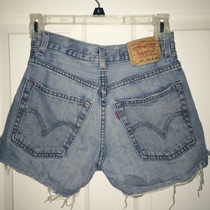 High waisted denim Levi's shorts