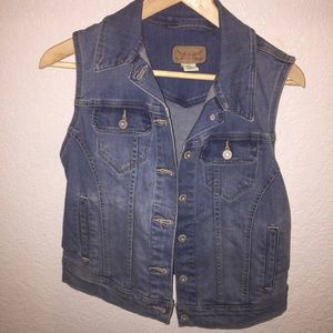 DENIM VEST