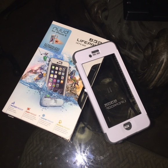 iPhone 6 lifeproof nuud case