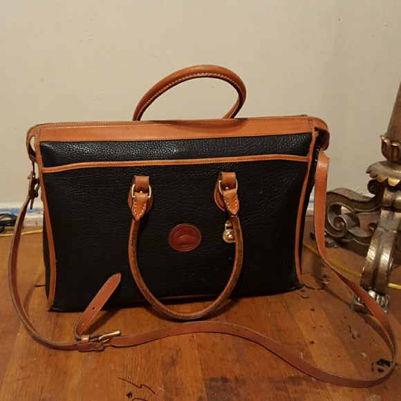 VINTAGE Dooney and Bourke Portfolio Bag