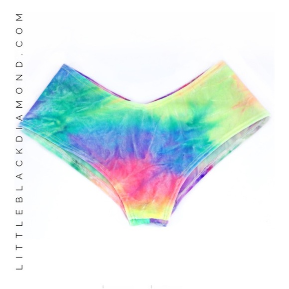 bubble tie-dye boyshorts
