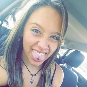 Meet your Posher, Marissa