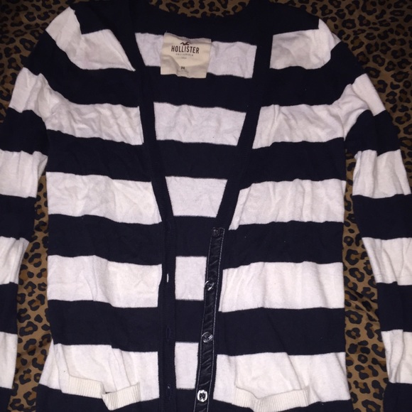 Hollister V-neck Cardigan