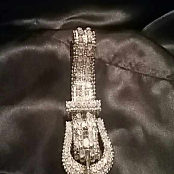 Fashion Bracelet - Picture 3 of 4