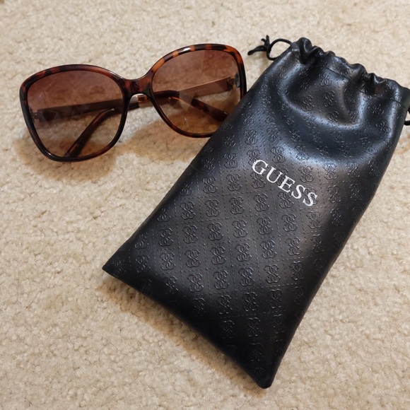 Guess - GU 7144 TO 34 Sunglasses