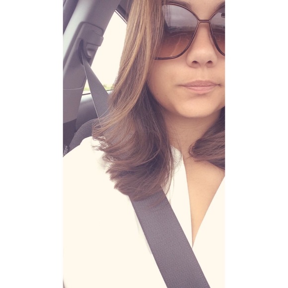 Meet your Posher, Amanda - Picture 1 of 1