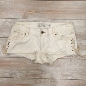 SPECIAL EDITION ABERCROMBIE AND FITCH SHORTS!!