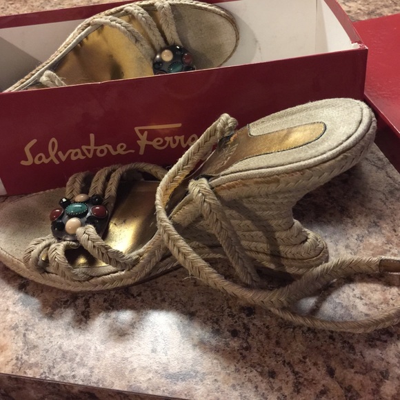 Salvatore ferragamo shoes - Picture 2 of 4