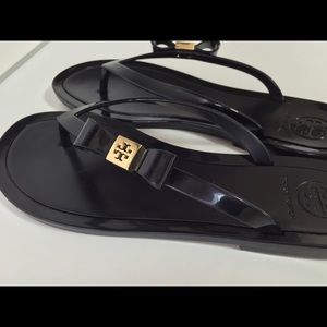 TORY BURCH michaela bow jelly flip flop sandals 6
