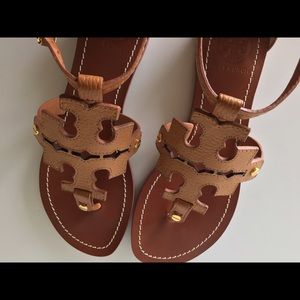TORY BURCH brand new phoebe sandals 7