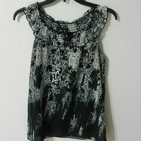 Cute shirt! Make offers!!