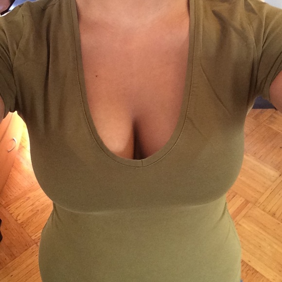 Mango army green slim fit tshirt