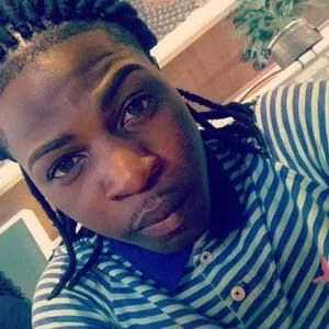 Meet your Posher, Toriano