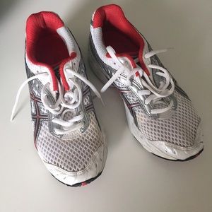 Asics Gel Cumulus 10  Sz. 6