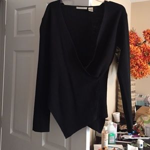 BLACK DIAGONAL SWEATER