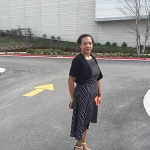 Meet your Posher, Felecia