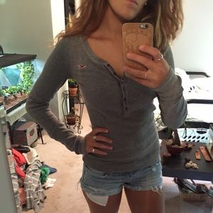 Long sleeve hollister shirt!!