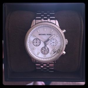 Michael Kors Watch (Silver)