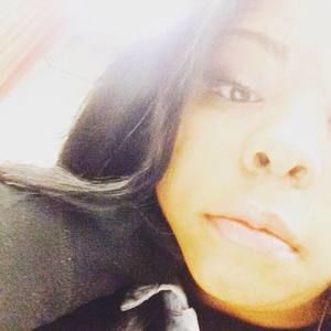 Meet your Posher, Carleta