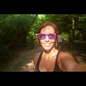 Meet your Posher, Sally