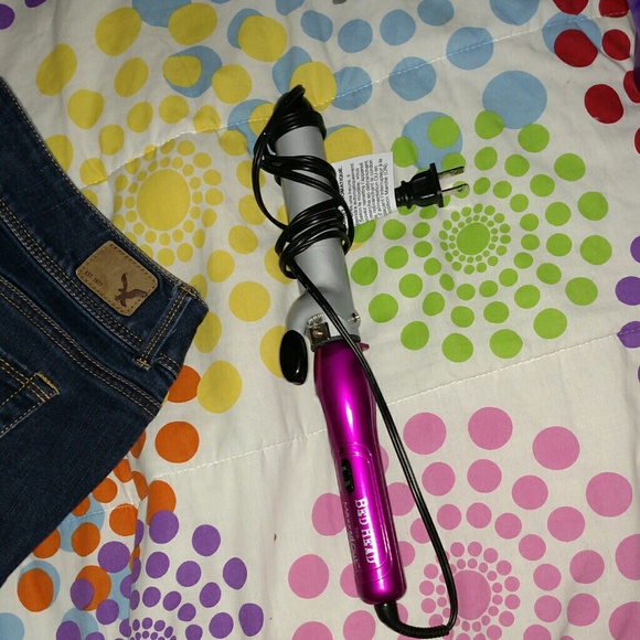 Bed head curling iron