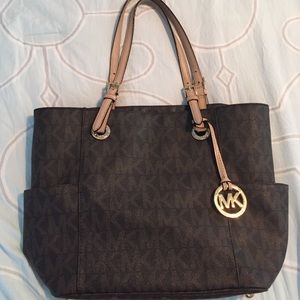 Michael Kors tote