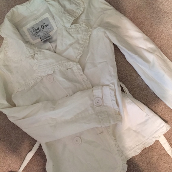 ADORABLE white ruffle jacket!