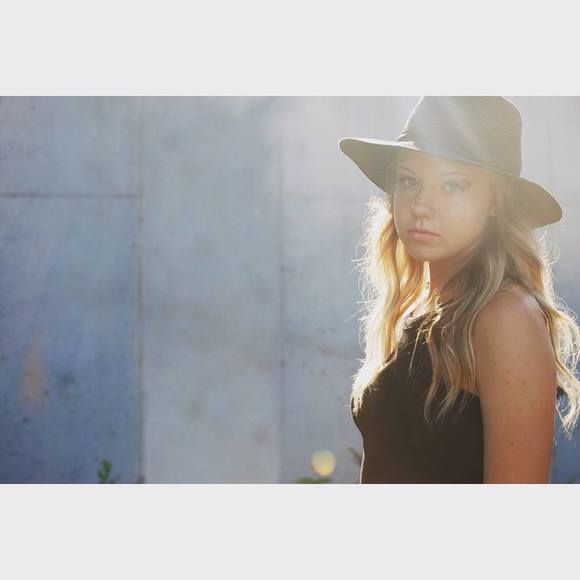 Meet your Posher, Kelsey