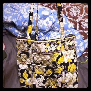 Vera Bradley tote bag