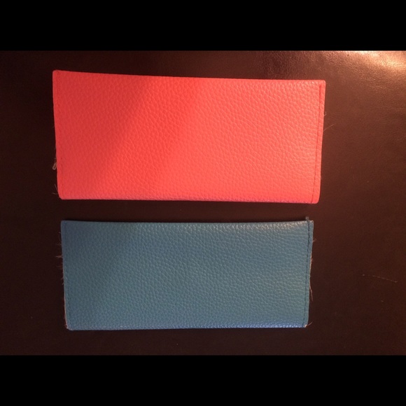 Pink Wallet - Picture 3 of 4