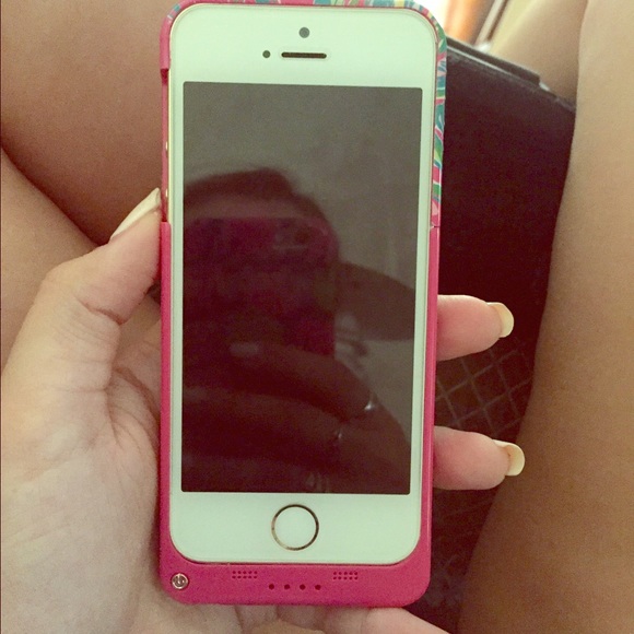 Lilly Pulitzer Charging Case