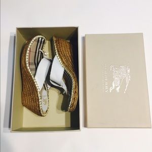 Burberry wedge white leather sandals