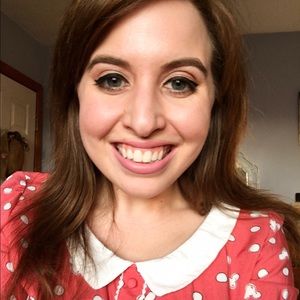 Meet your Posher, Rebecca