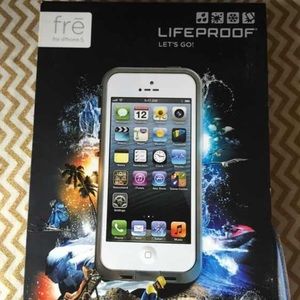 White Life Proof Case