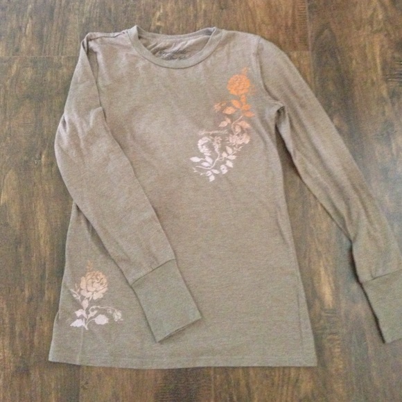 Cozy Aeropostale shirt