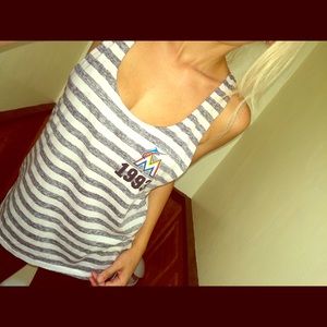 Marlins tank sz M