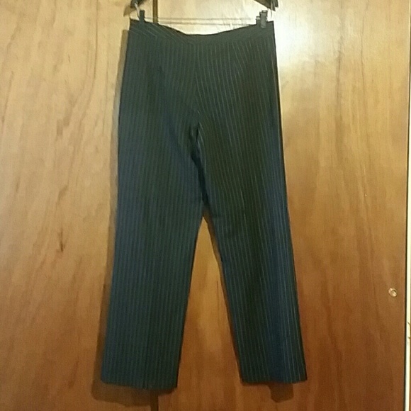 Pinstripe Blk& White Pants -Size/14 NWT - Picture 3 of 4