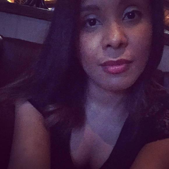 Meet your Posher, Cinthia